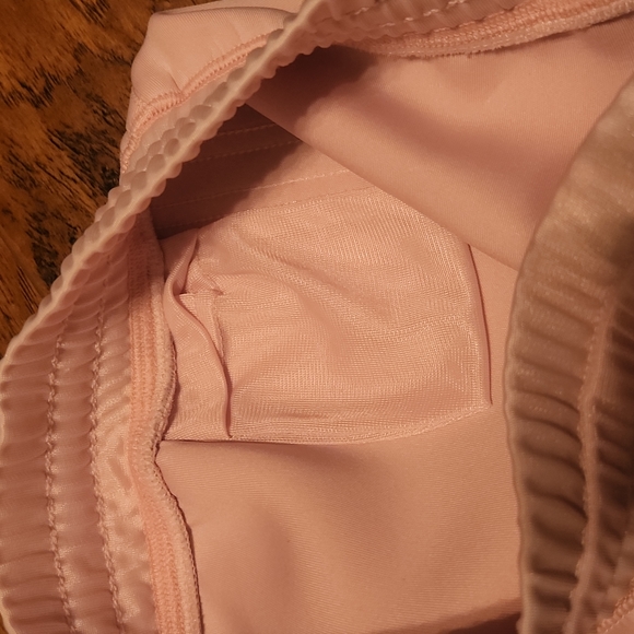 Shorts - Picture 4 of 4